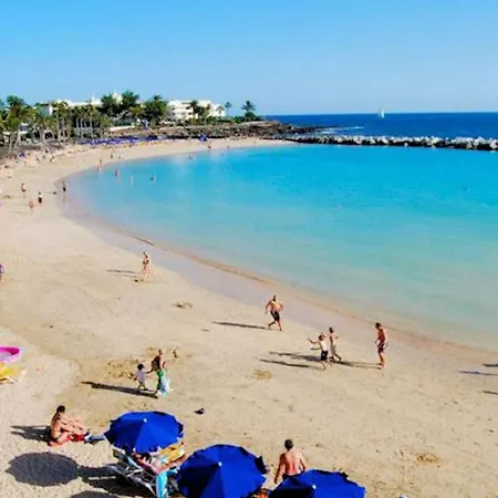 Awesome Puerto Del Carmen - 3 Bedrooms - Belgica Excelente - Close To Amenities - Air Conditioning Vila *