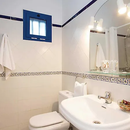 Awesome Puerto Del Carmen - 3 Bedrooms - Belgica Excelente - Close To Amenities - Air Conditioning Vila