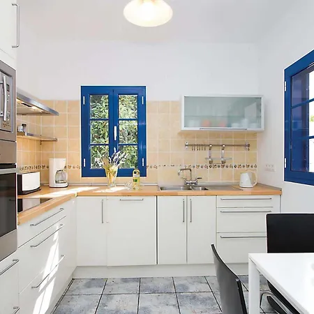 Vila Awesome Puerto Del Carmen - 3 Bedrooms - Belgica Excelente - Close To Amenities - Air Conditioning Puerto del Carmen (Lanzarote)